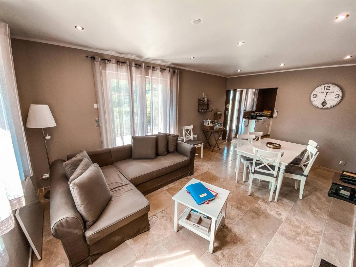 La Petite Colline Villa Apt Kültér fotó